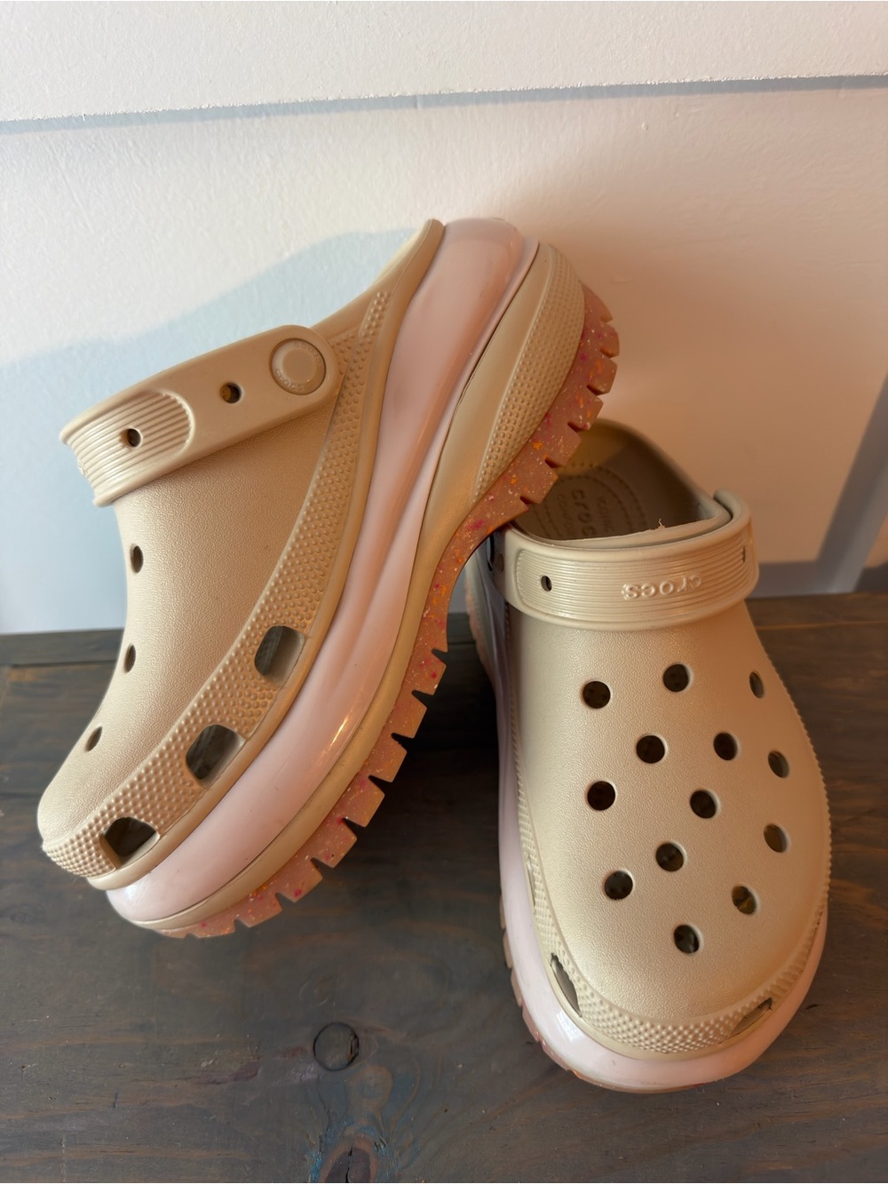 Crocs Mega Crush